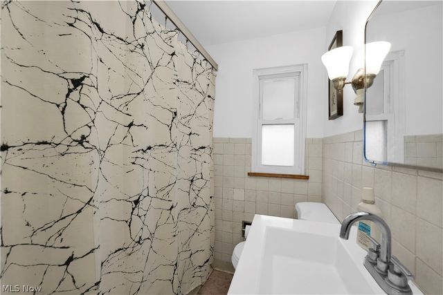 336 E 222nd Street, Euclid, OH 44123