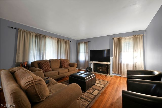 336 E 222nd Street, Euclid, OH 44123