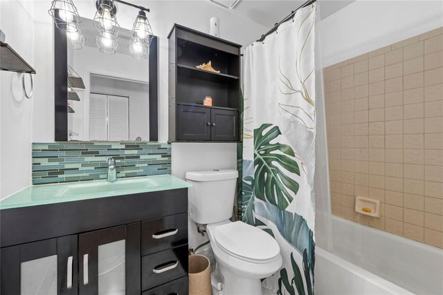 9612 NW 76th Court 9612, Tamarac, FL 33321