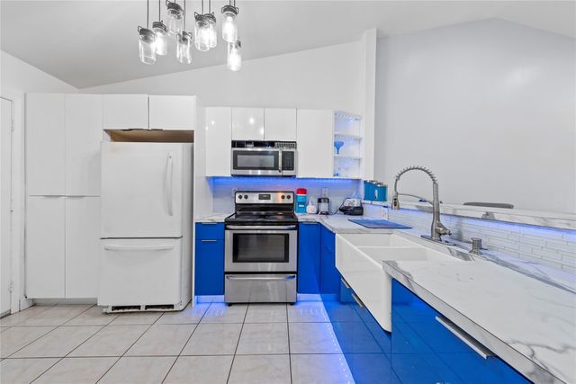 9612 NW 76th Court 9612, Tamarac, FL 33321