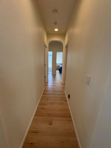 1883 Malachite Way, Roseville, CA 95747