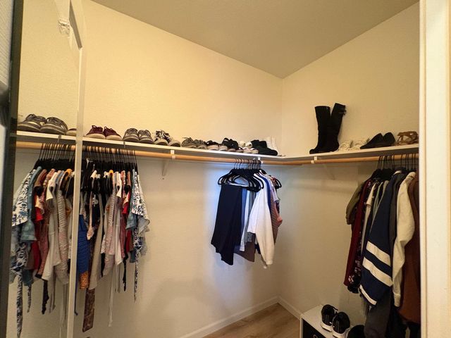 1883 Malachite Way, Roseville, CA 95747