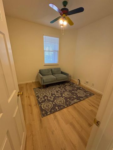 1883 Malachite Way, Roseville, CA 95747