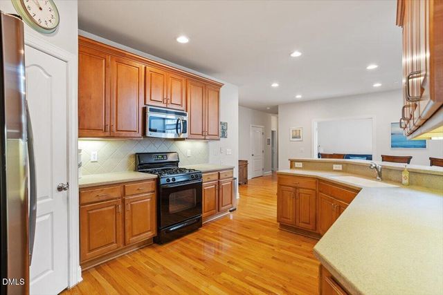 108 Alden Village Court, Cary, NC 27519