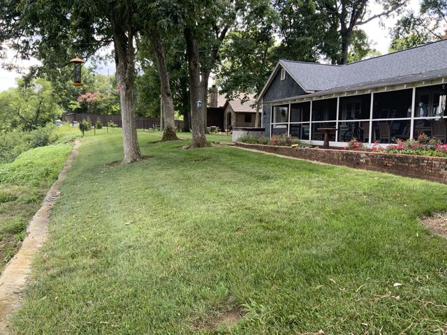 4414 Brush Hill Rd, Nashville, TN 37216