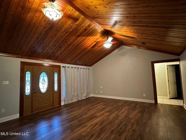 704 Hidden Oaks Drive, Ocean Springs, MS 39564