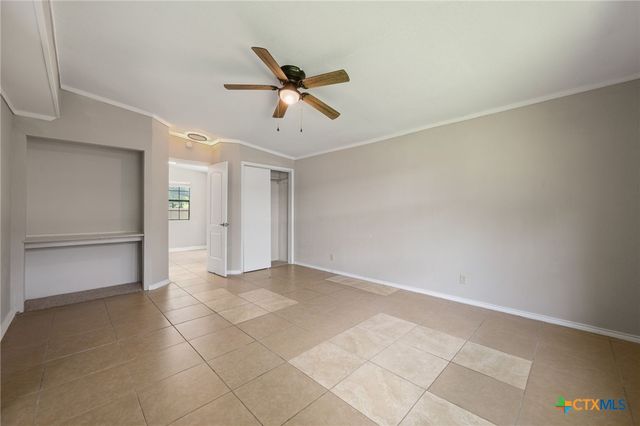 1705 N 60th Street, Killeen, TX 76543