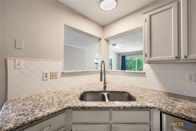 1705 N 60th Street, Killeen, TX 76543
