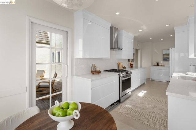 22 Windsor Ave, Kensington, CA 94708