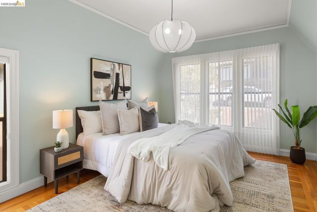 22 Windsor Ave, Kensington, CA 94708