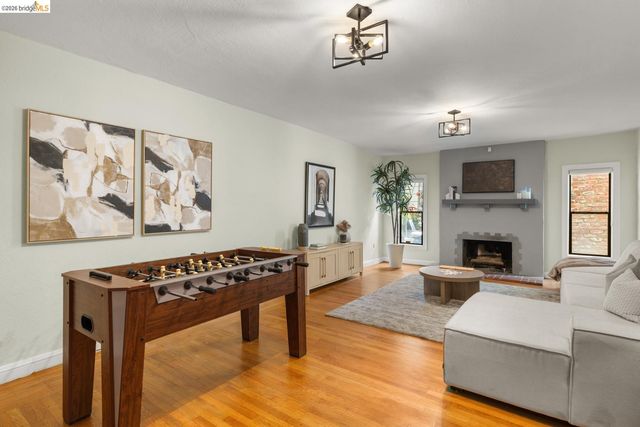 22 Windsor Ave, Kensington, CA 94708