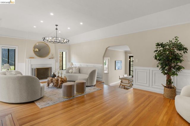 22 Windsor Ave, Kensington, CA 94708