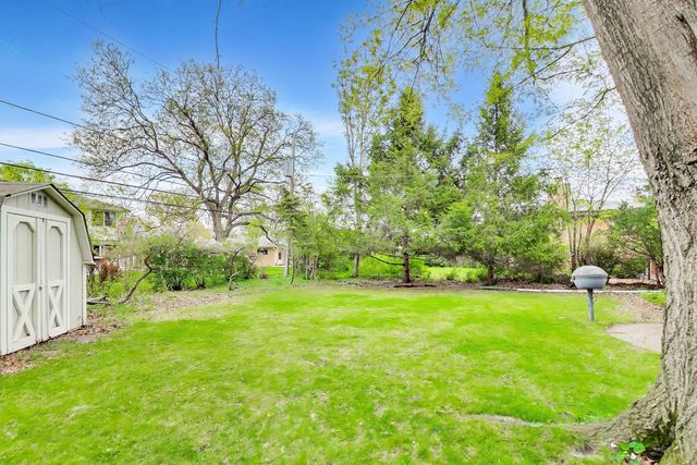 1430 Granville Avenue, Park Ridge, IL 60068