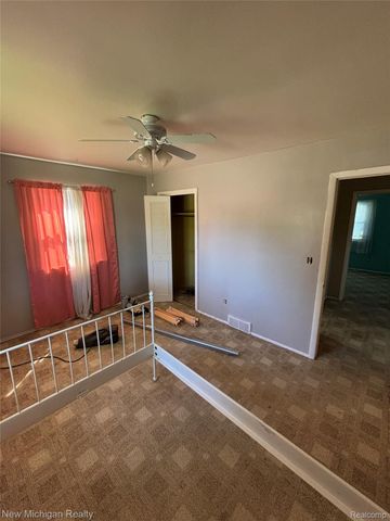 1828 Kennelworth Drive, Port Huron, MI 48060