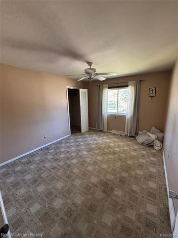 1828 Kennelworth Drive, Port Huron, MI 48060
