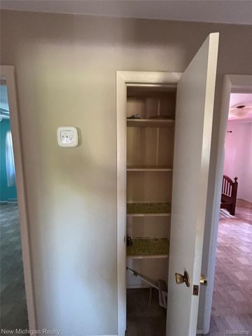 1828 Kennelworth Drive, Port Huron, MI 48060
