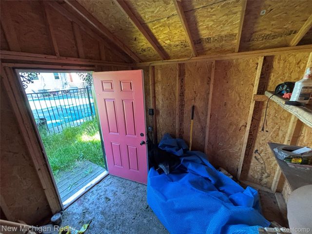 1828 Kennelworth Drive, Port Huron, MI 48060