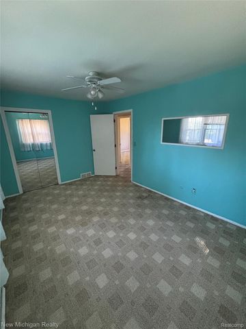 1828 Kennelworth Drive, Port Huron, MI 48060