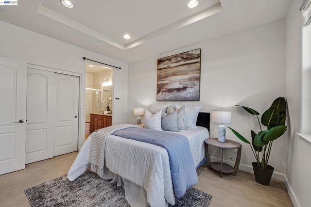 1013 Amber Ter, Union City, CA 94587