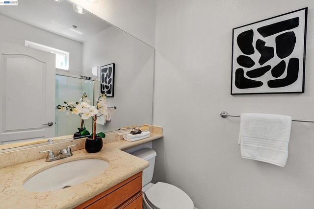 1013 Amber Ter, Union City, CA 94587