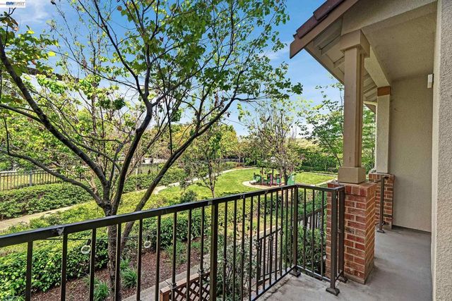 1013 Amber Ter, Union City, CA 94587