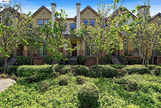 1013 Amber Ter, Union City, CA 94587