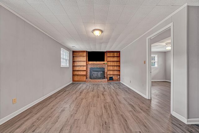 3138 Galloway DR, Roanoke, VA 24018