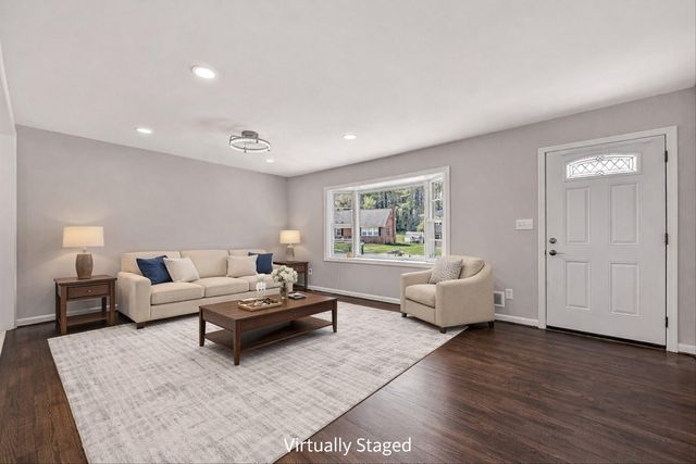 3138 Galloway DR, Roanoke, VA 24018