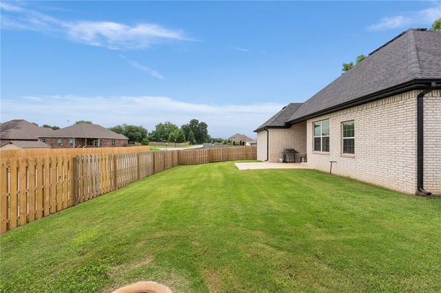 4256 Augustine Drive, Springdale, AR 72762