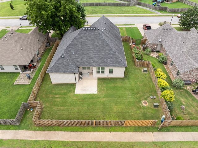4256 Augustine Drive, Springdale, AR 72762