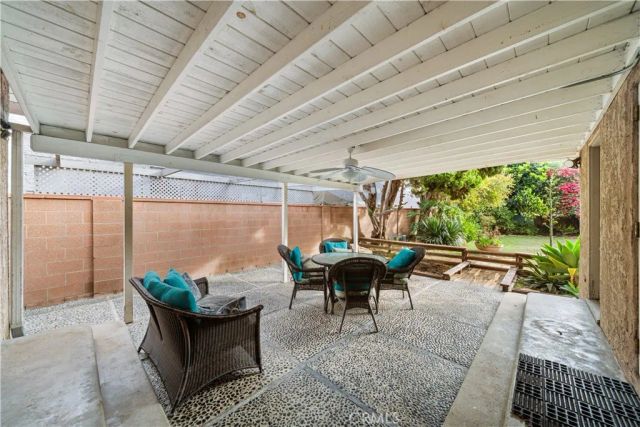 10702 Oak, Los Alamitos, CA 90720