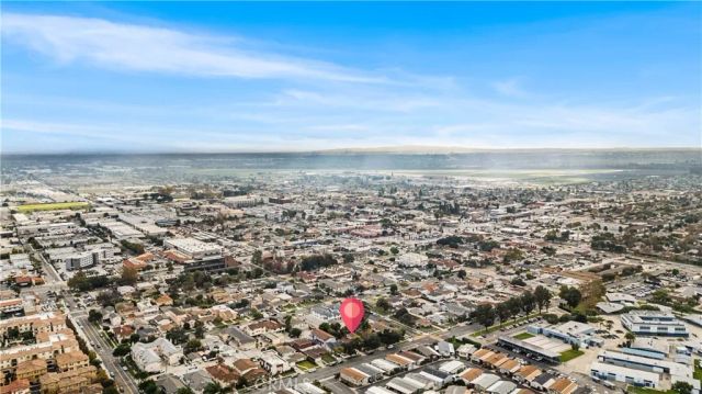 10702 Oak, Los Alamitos, CA 90720