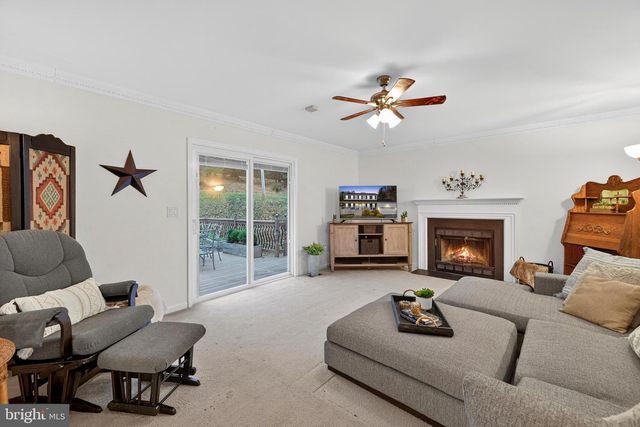 67 REYNOLDS CT, Front Royal, VA 22630