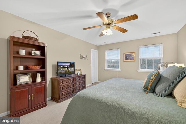 67 REYNOLDS CT, Front Royal, VA 22630