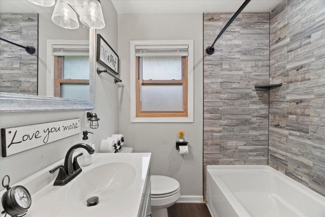 7050 W Ohio AVENUE, Milwaukee, WI 53219