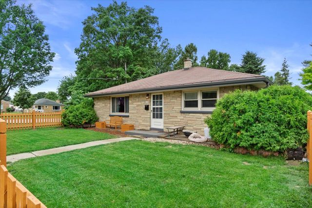 7050 W Ohio AVENUE, Milwaukee, WI 53219