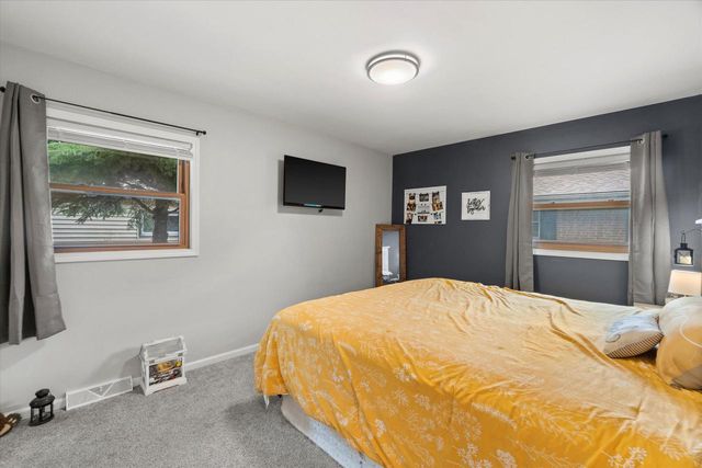 7050 W Ohio AVENUE, Milwaukee, WI 53219