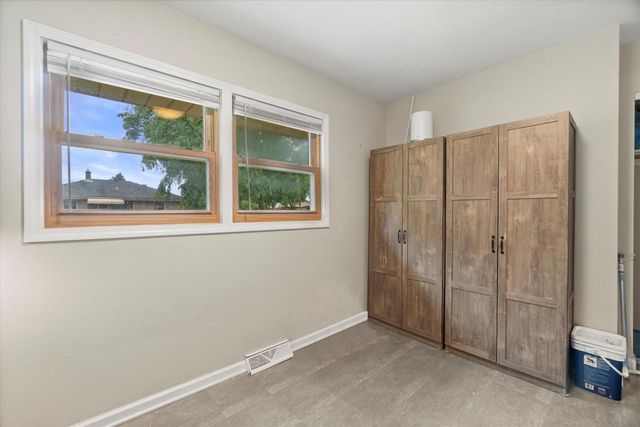 7050 W Ohio AVENUE, Milwaukee, WI 53219