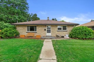 7050 W Ohio AVENUE, Milwaukee, WI 53219