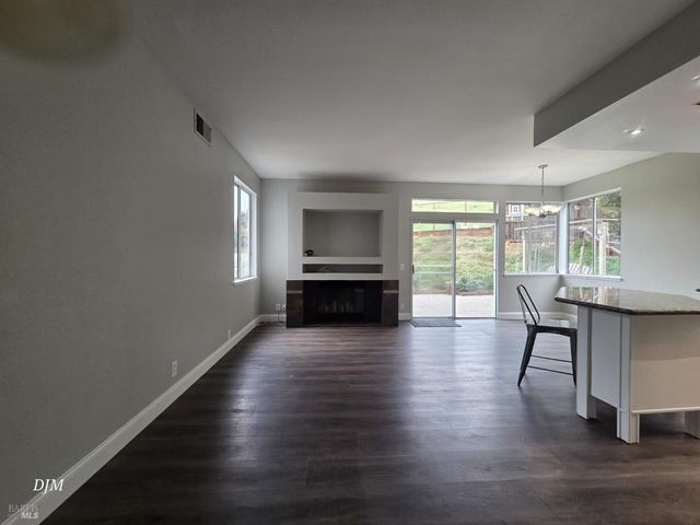 213 Waterview Ter, Vallejo, CA 94591