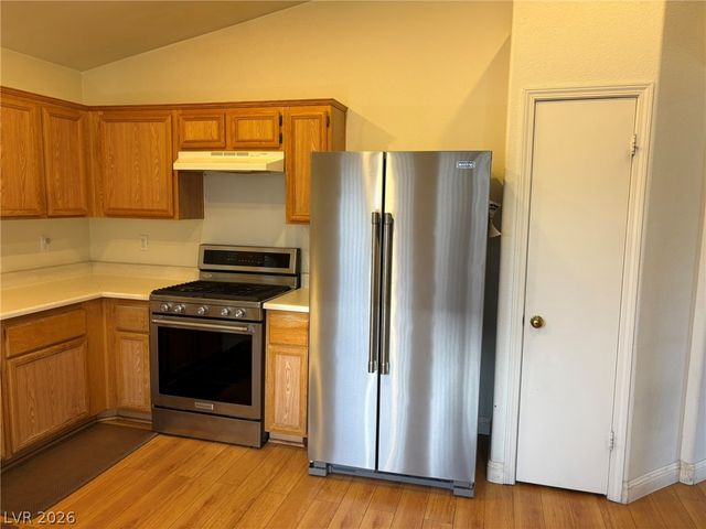 7388 South Dewey Drive, Las Vegas, NV 89113
