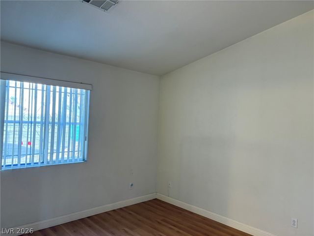 7388 South Dewey Drive, Las Vegas, NV 89113