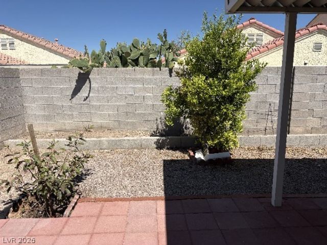 7388 South Dewey Drive, Las Vegas, NV 89113