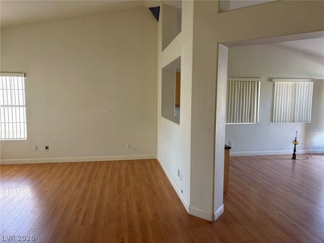 7388 South Dewey Drive, Las Vegas, NV 89113