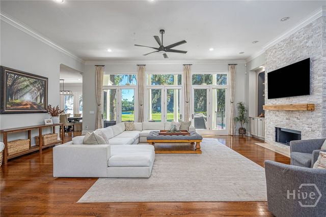 2 Kittiwake Lane, Savannah, GA 31411