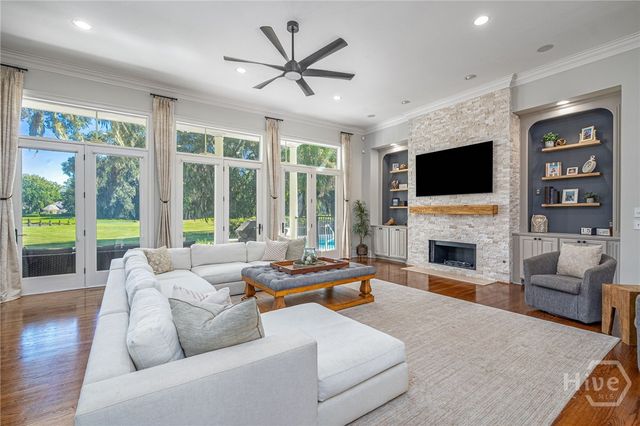 2 Kittiwake Lane, Savannah, GA 31411