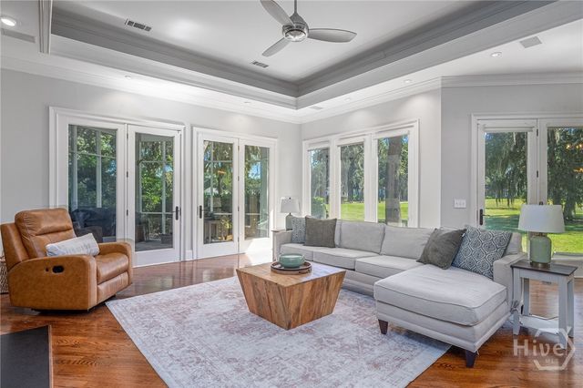 2 Kittiwake Lane, Savannah, GA 31411