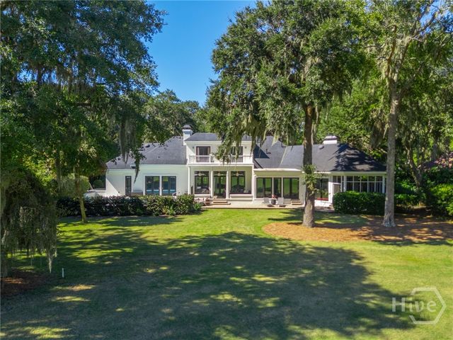2 Kittiwake Lane, Savannah, GA 31411