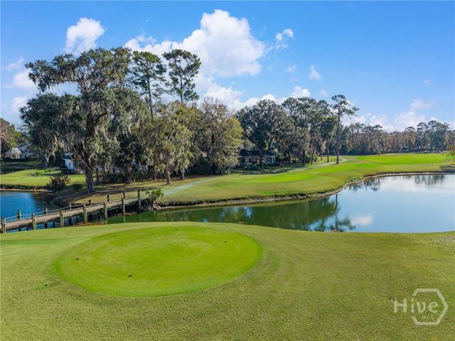 2 Kittiwake Lane, Savannah, GA 31411