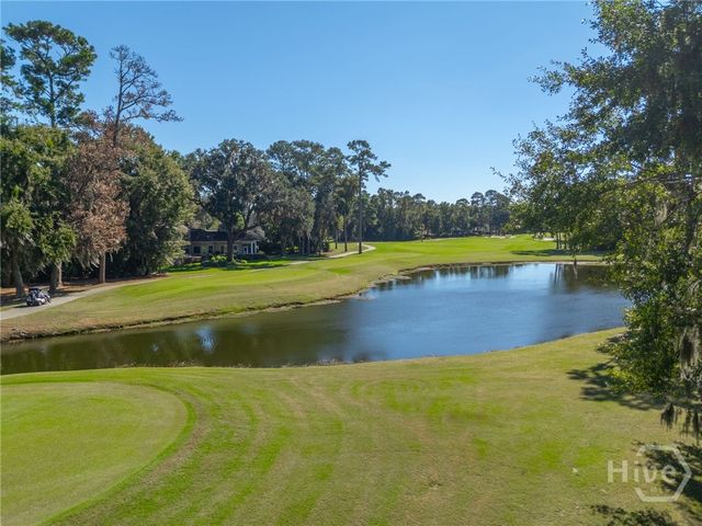 2 Kittiwake Lane, Savannah, GA 31411